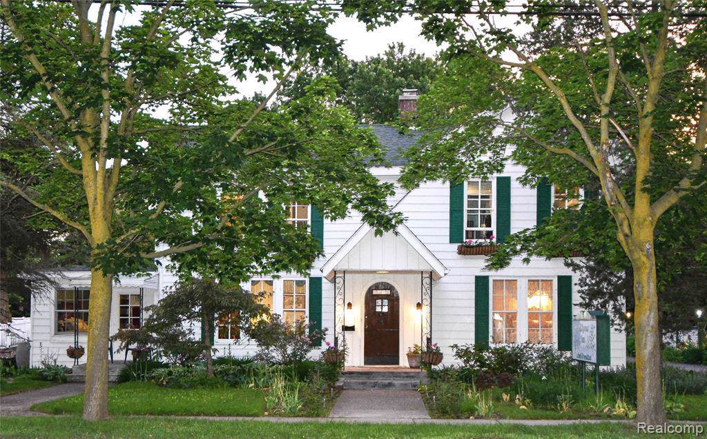 155 Main St - Photo 1