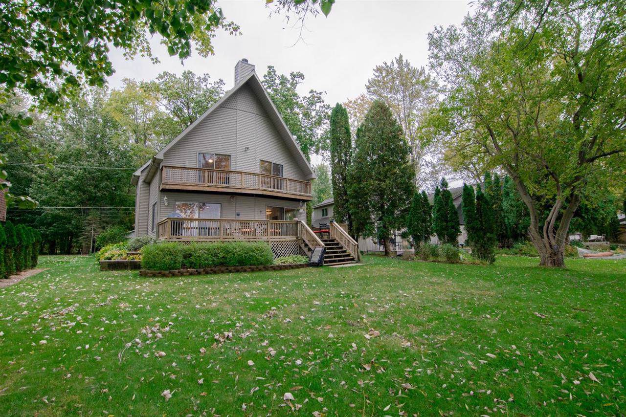 9811 Leach Ln - Photo 1