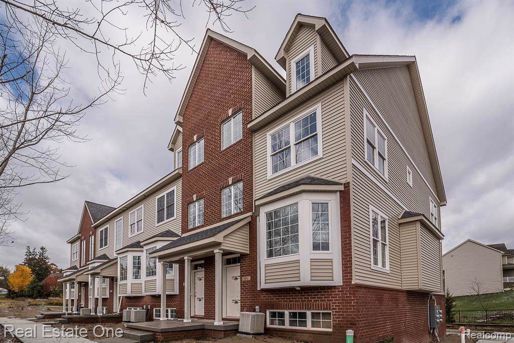 587 Village Lane Ln - Photo 1
