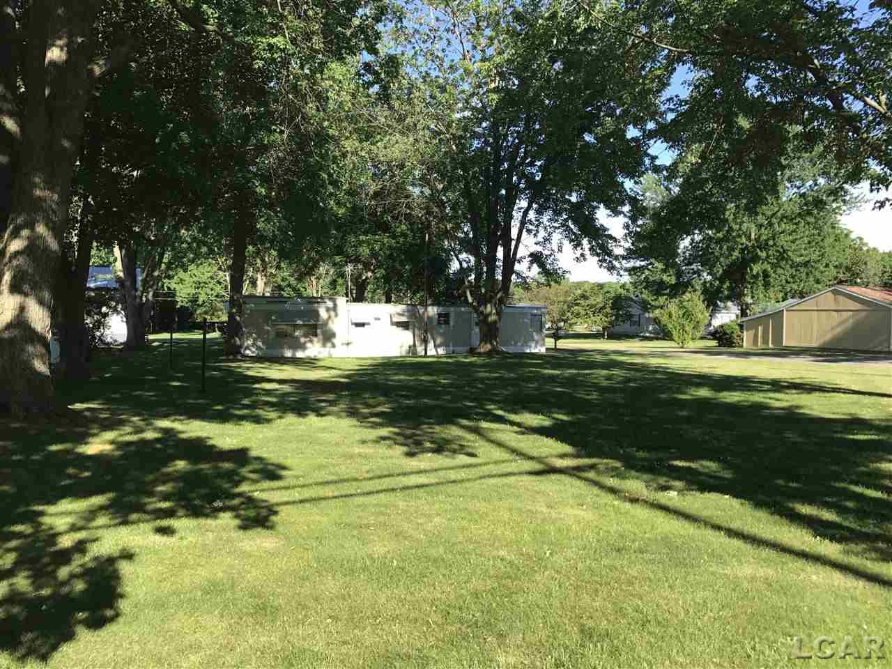 343 Main St - Photo 1