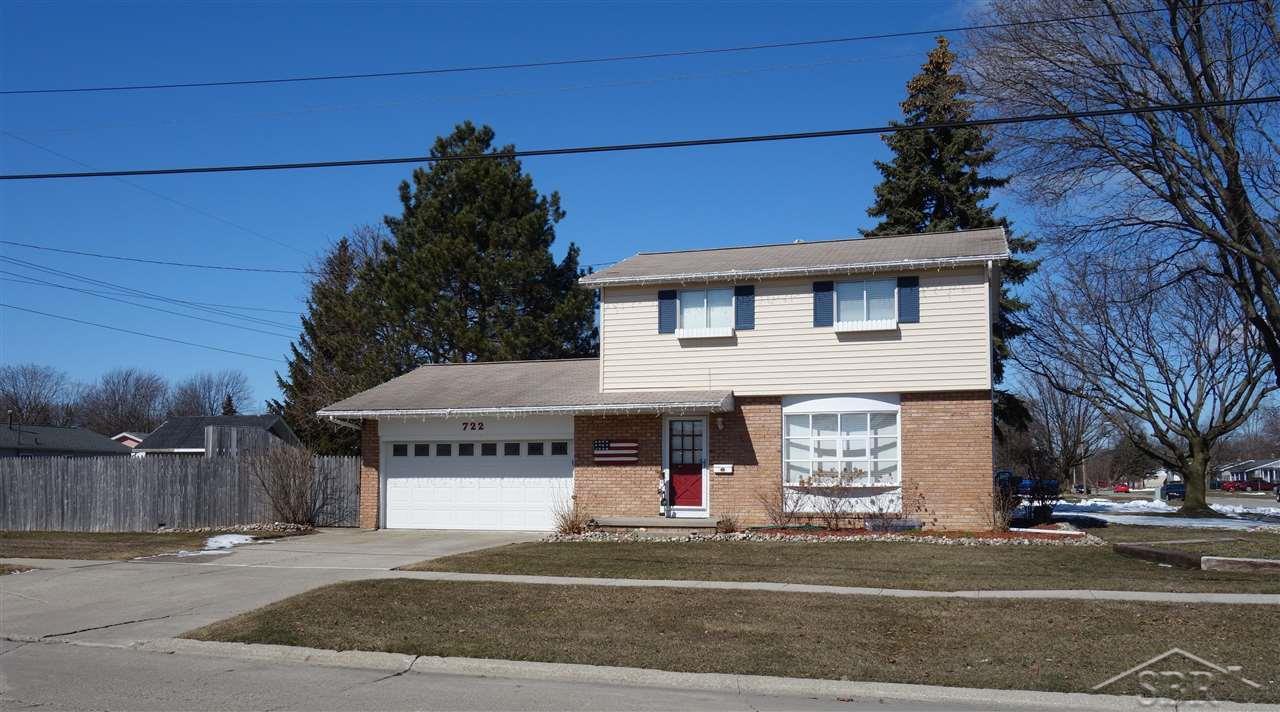 722 Piper - Photo 1