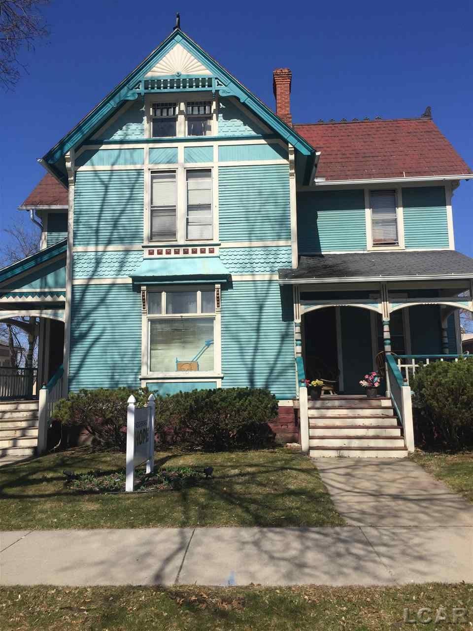 227 Broad - Photo 1