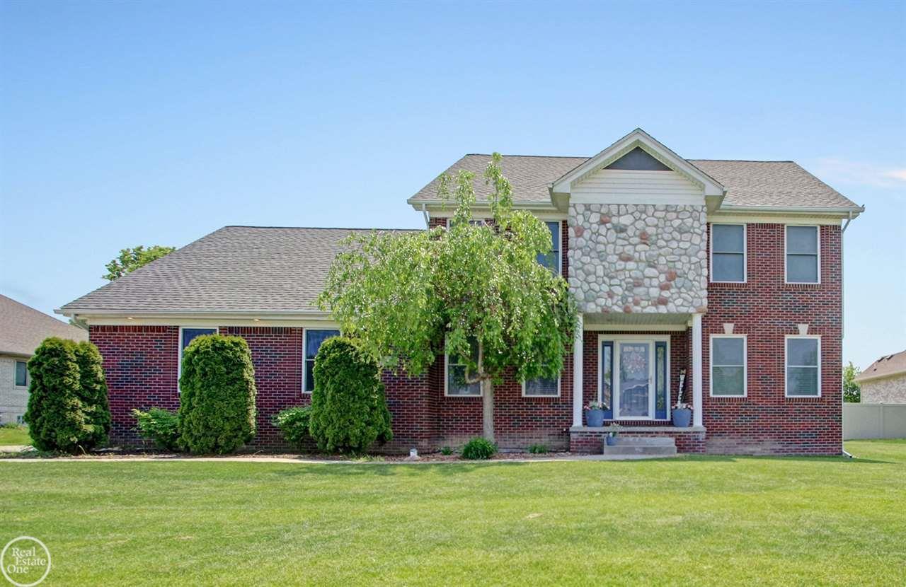 8409 Swan - Photo 1