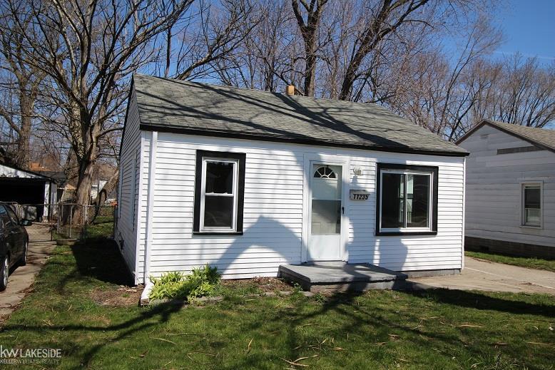 11235 Chalmers - Photo 1