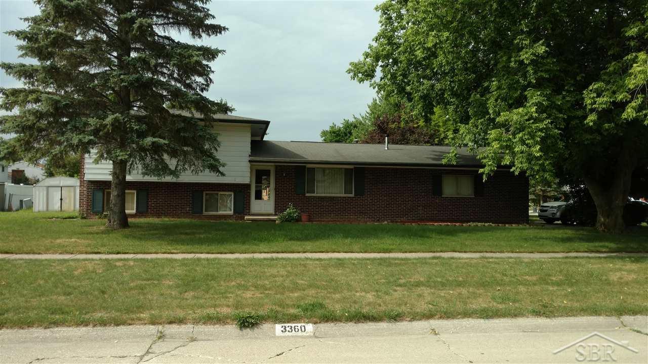 3360 Crestmont - Photo 1