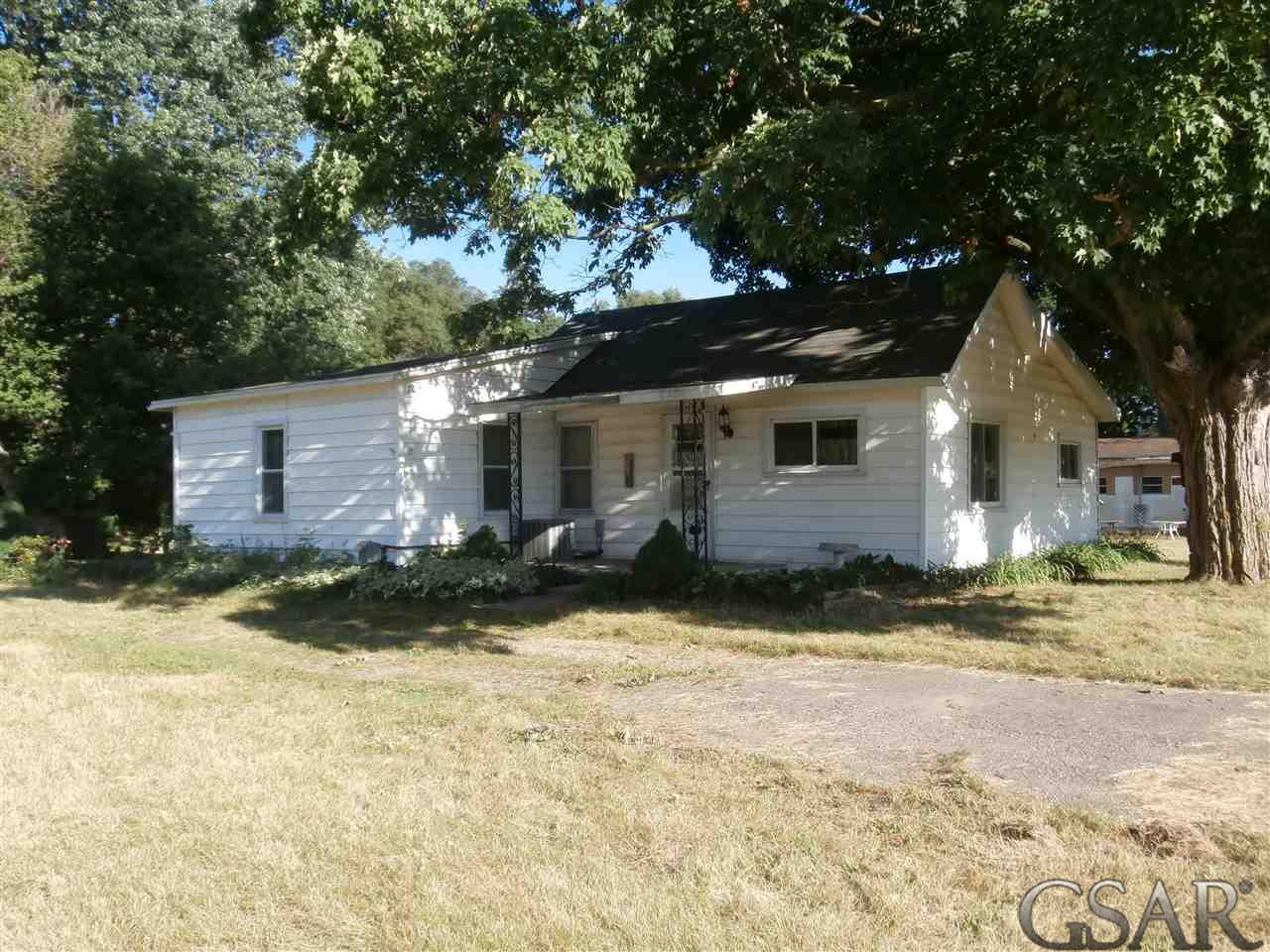 702 Williams - Photo 1