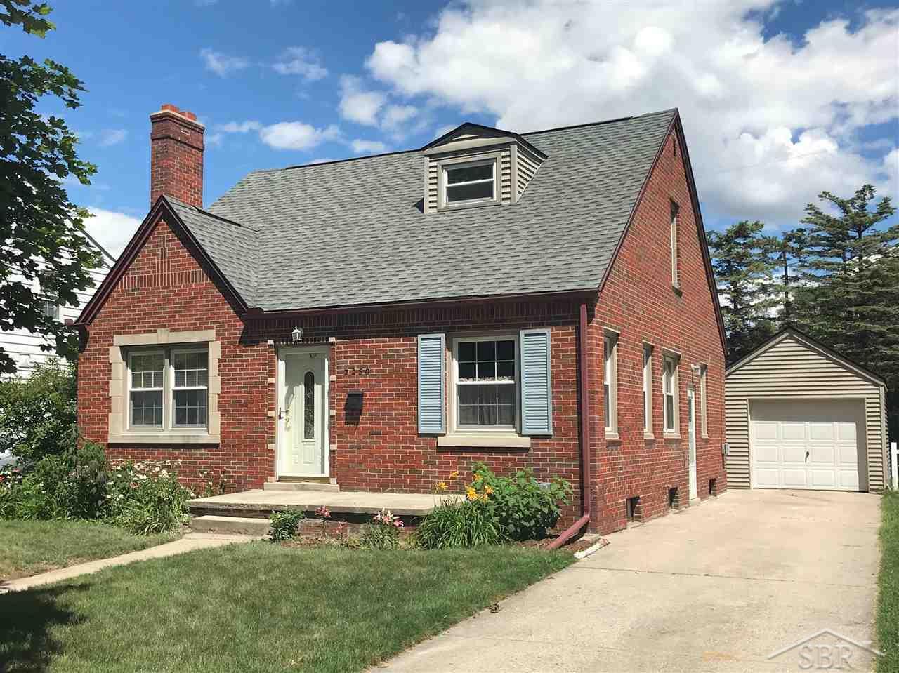 2250 Woodbridge - Photo 1