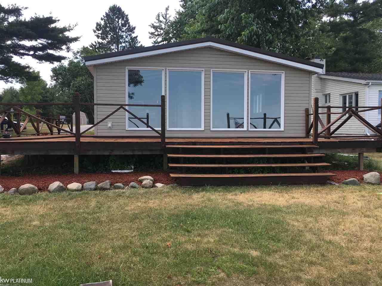 8723 Lakeshore Road - Photo 1