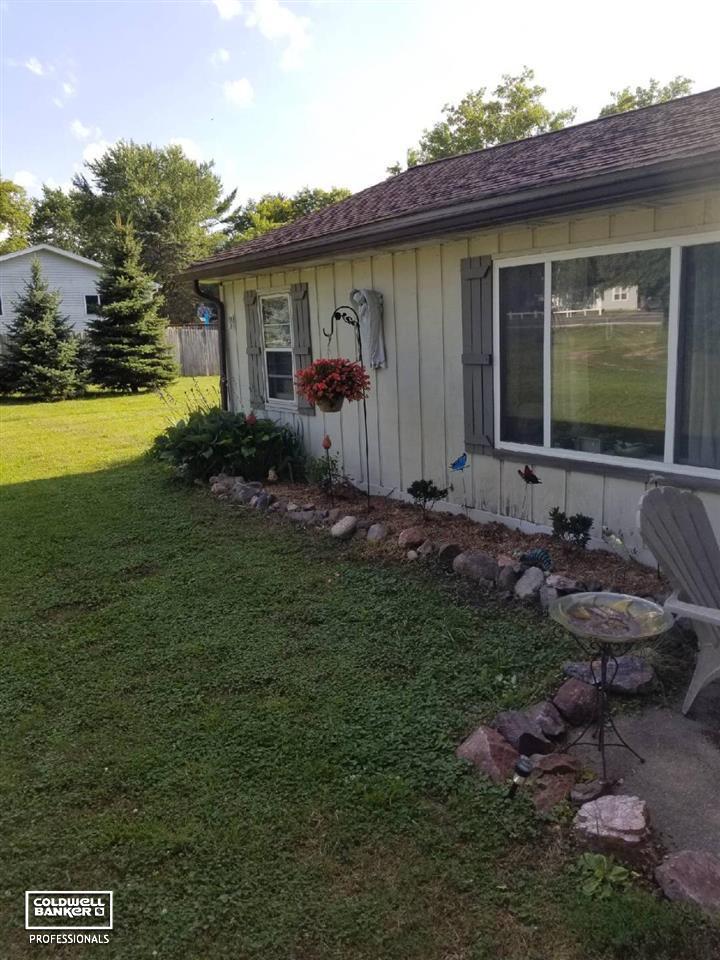 2423 Michigan - Photo 1