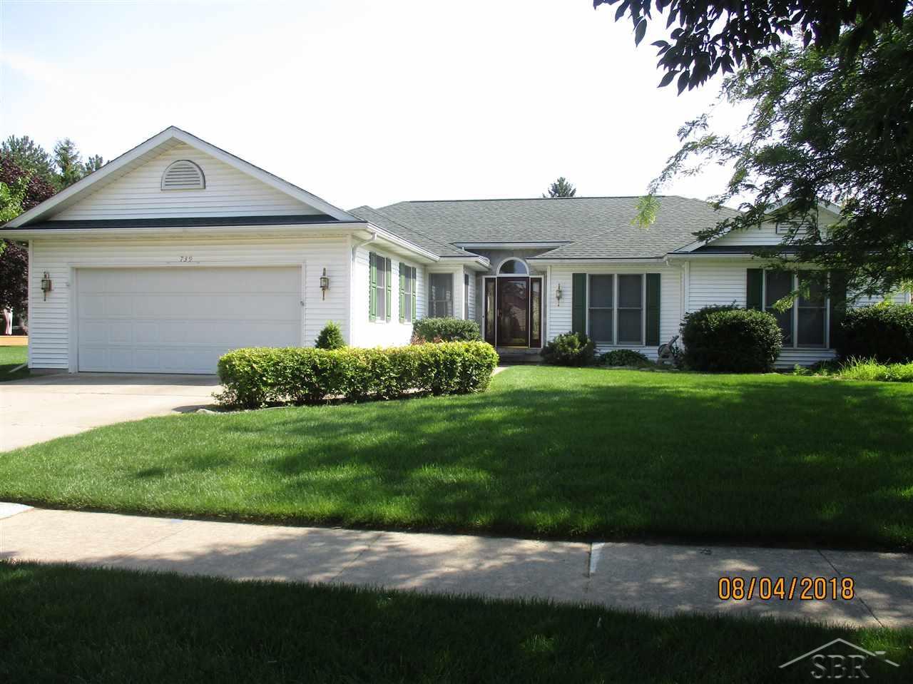 739 Country Lane - Photo 1