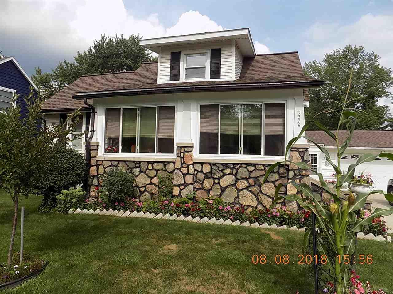 3376 Talbot - Photo 1