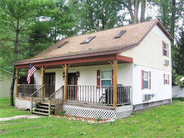 3772 Maple - Photo 1