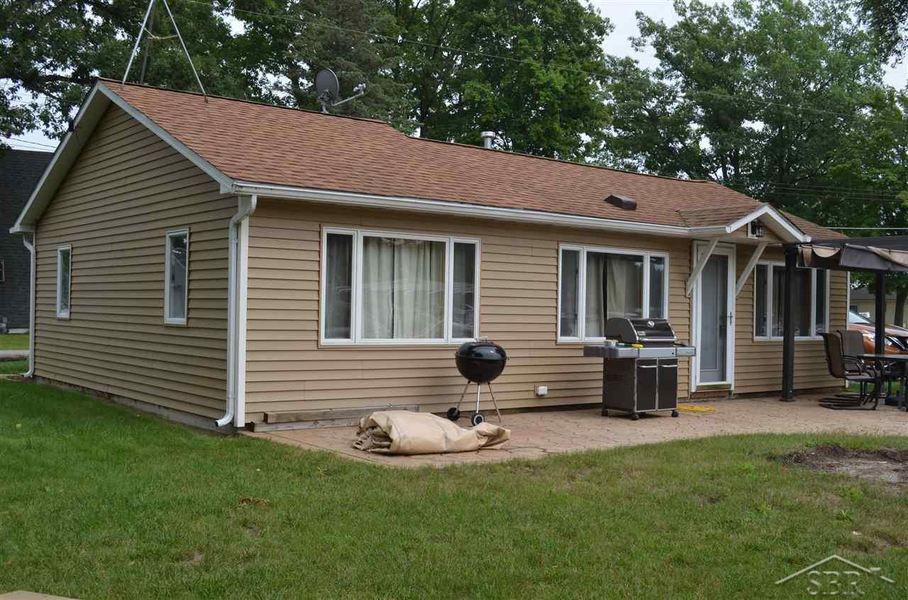 5466 Oakridge Dr - Photo 1