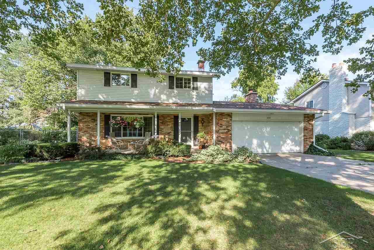 1887 Packard Drive - Photo 1
