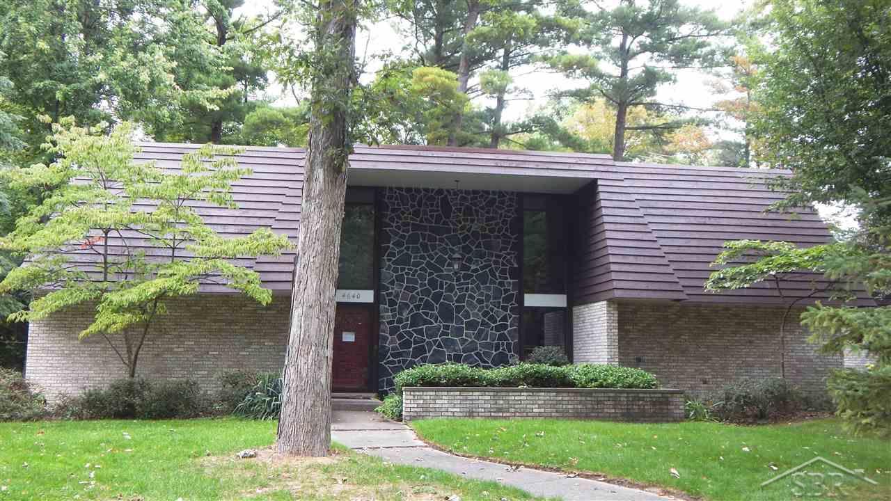 4640 Ashland Dr - Photo 1