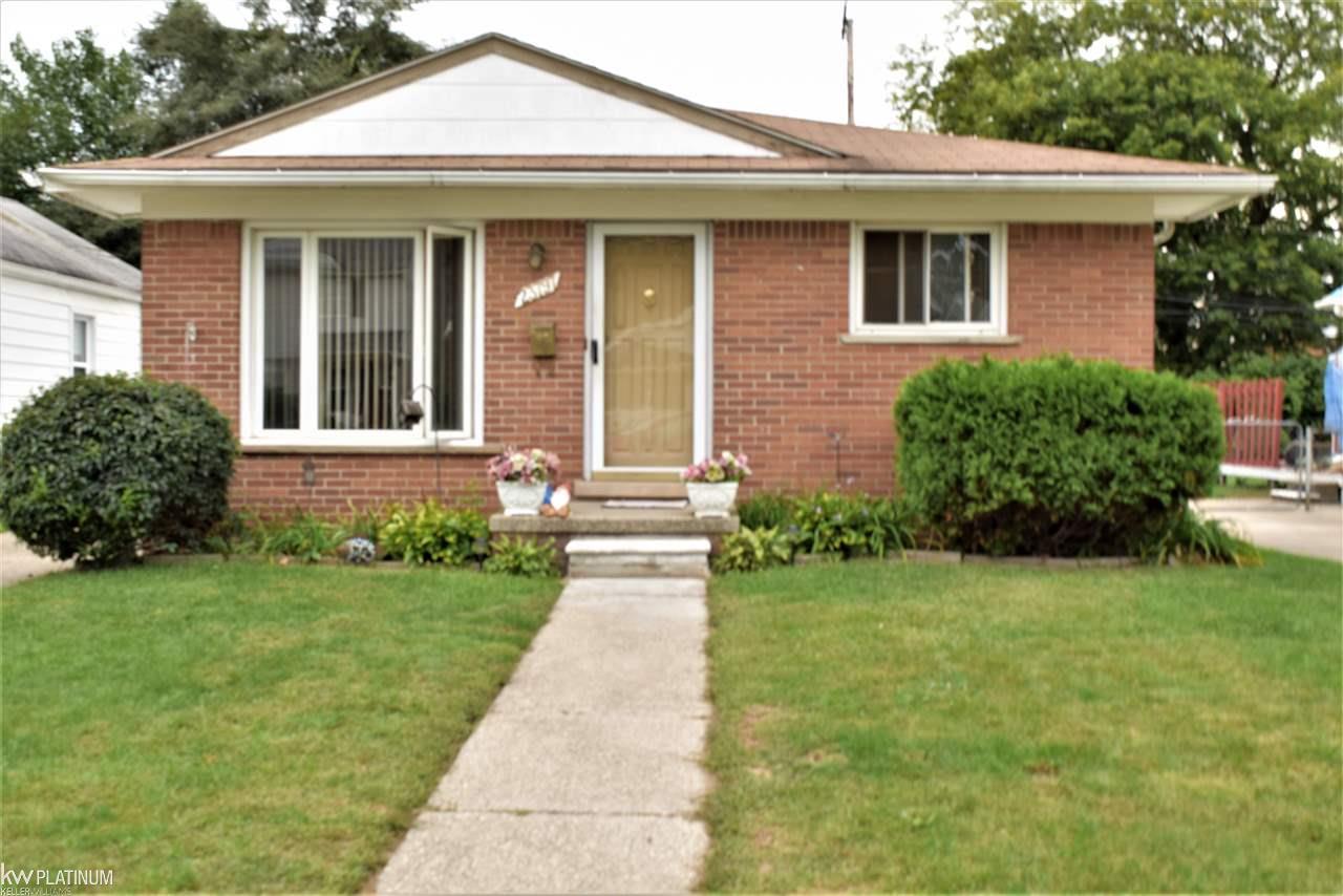 23797 Reynolds - Photo 1