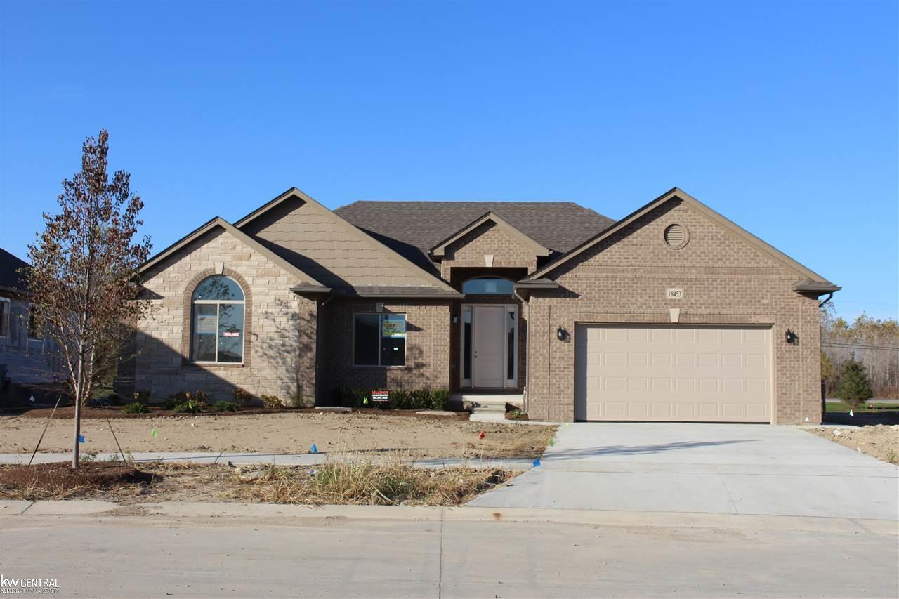 18453 Aqua Dr - Photo 1