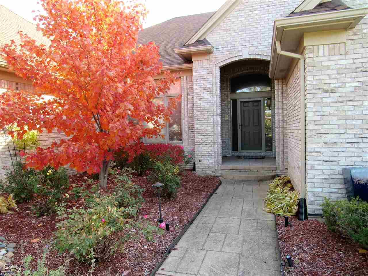 57252 Blossom Dr - Photo 1