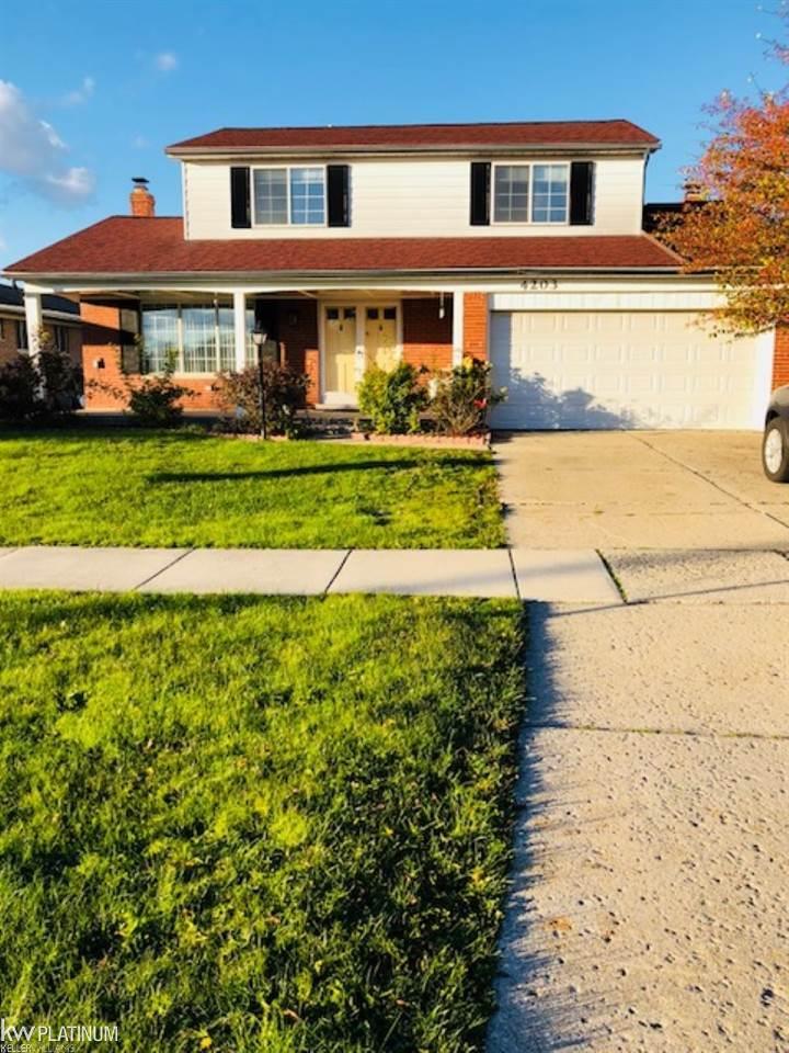 4203 Fox Hill Dr - Photo 1