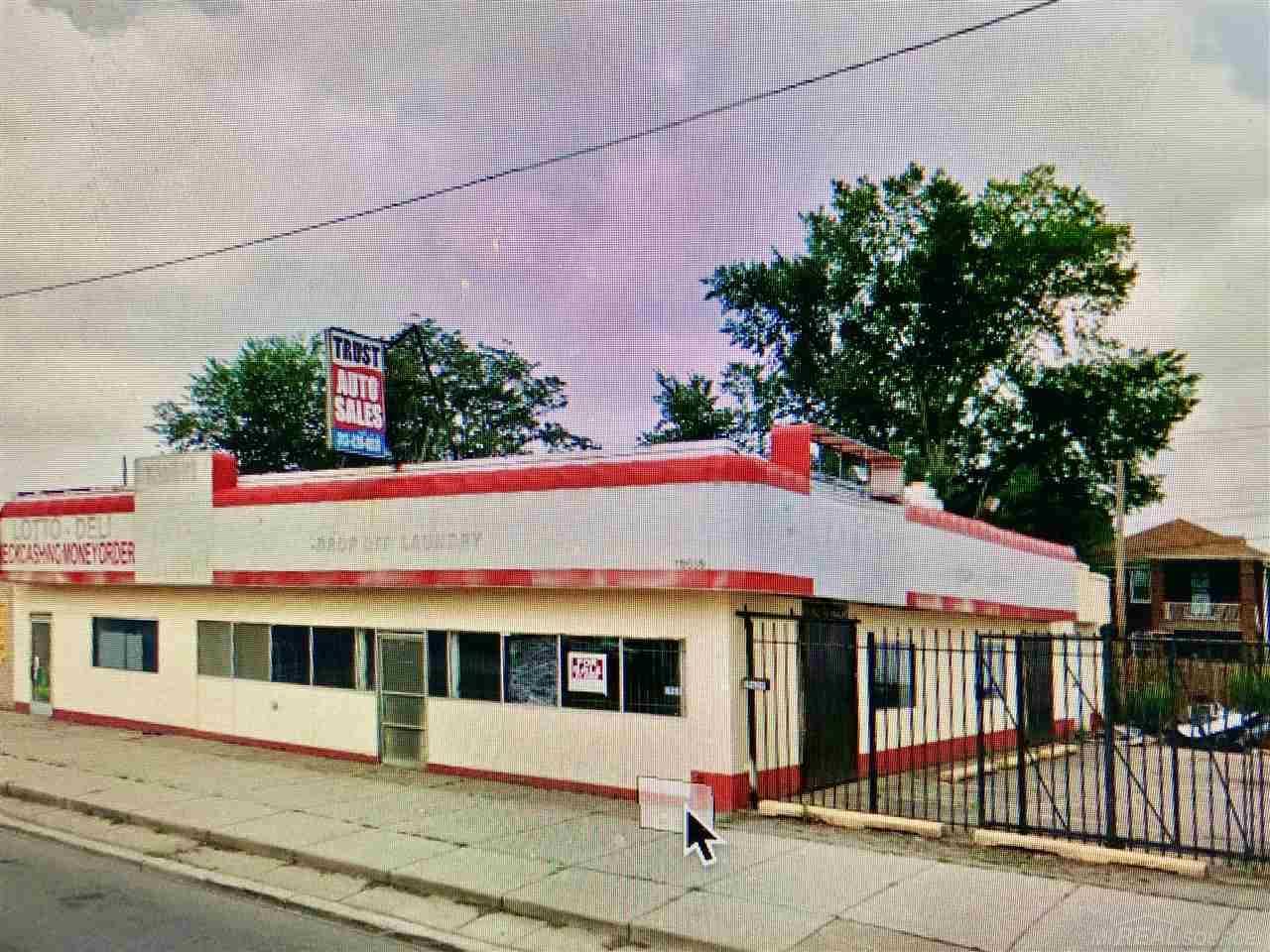 19639 Van Dyke - Photo 1