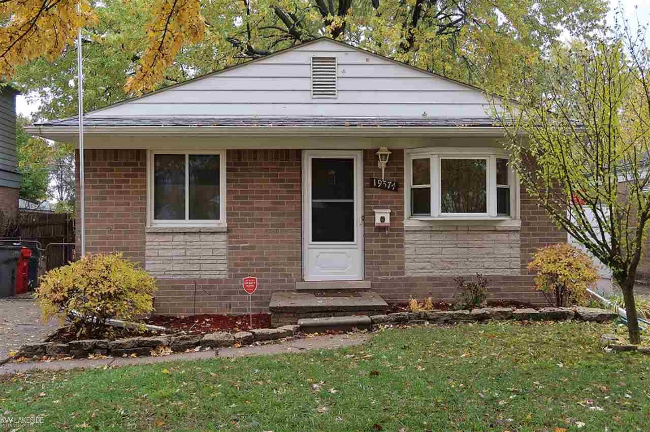19574 Webster St - Photo 1