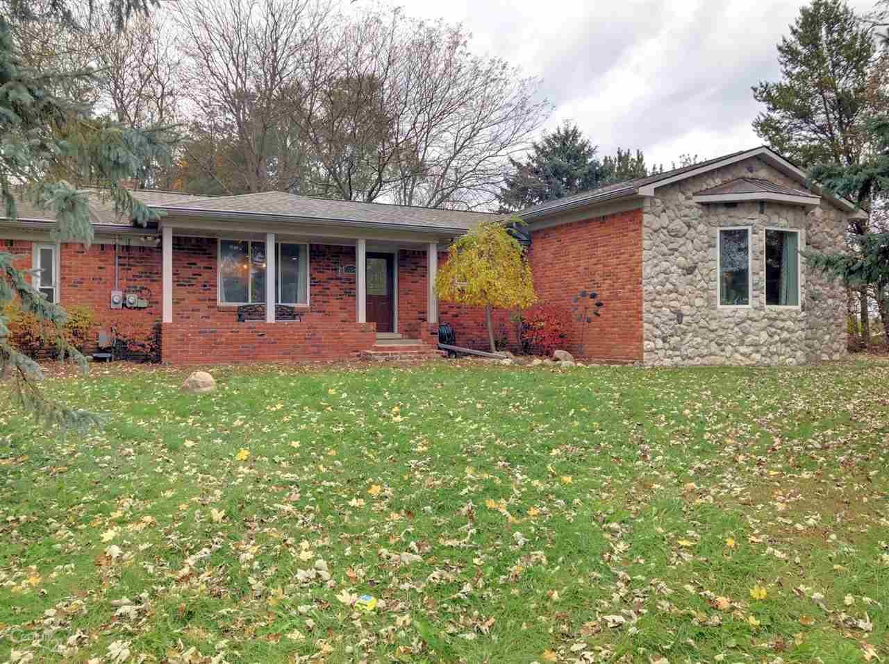 65589 Mound Road - Photo 1