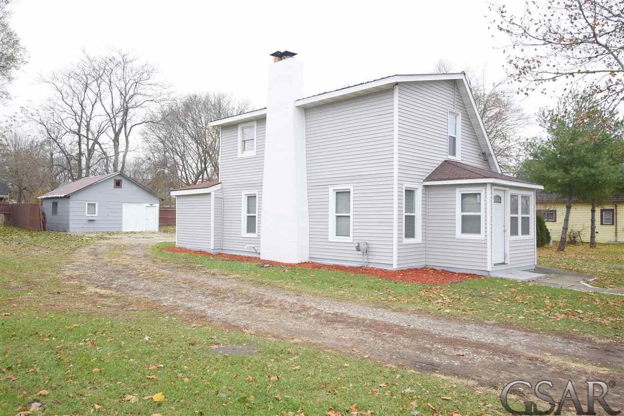 606 Lincoln Av - Photo 1