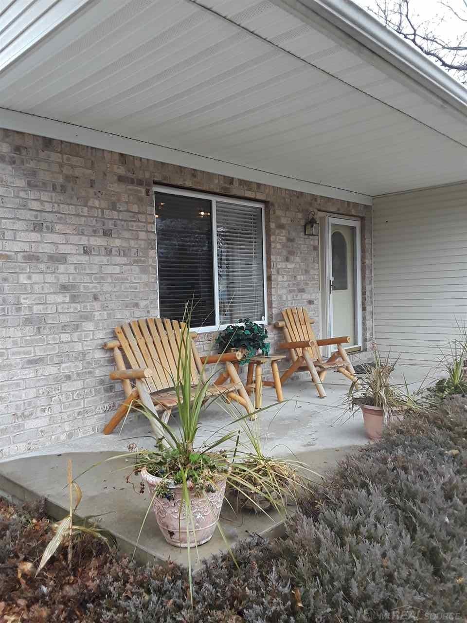 2215 Hancock St - Photo 1