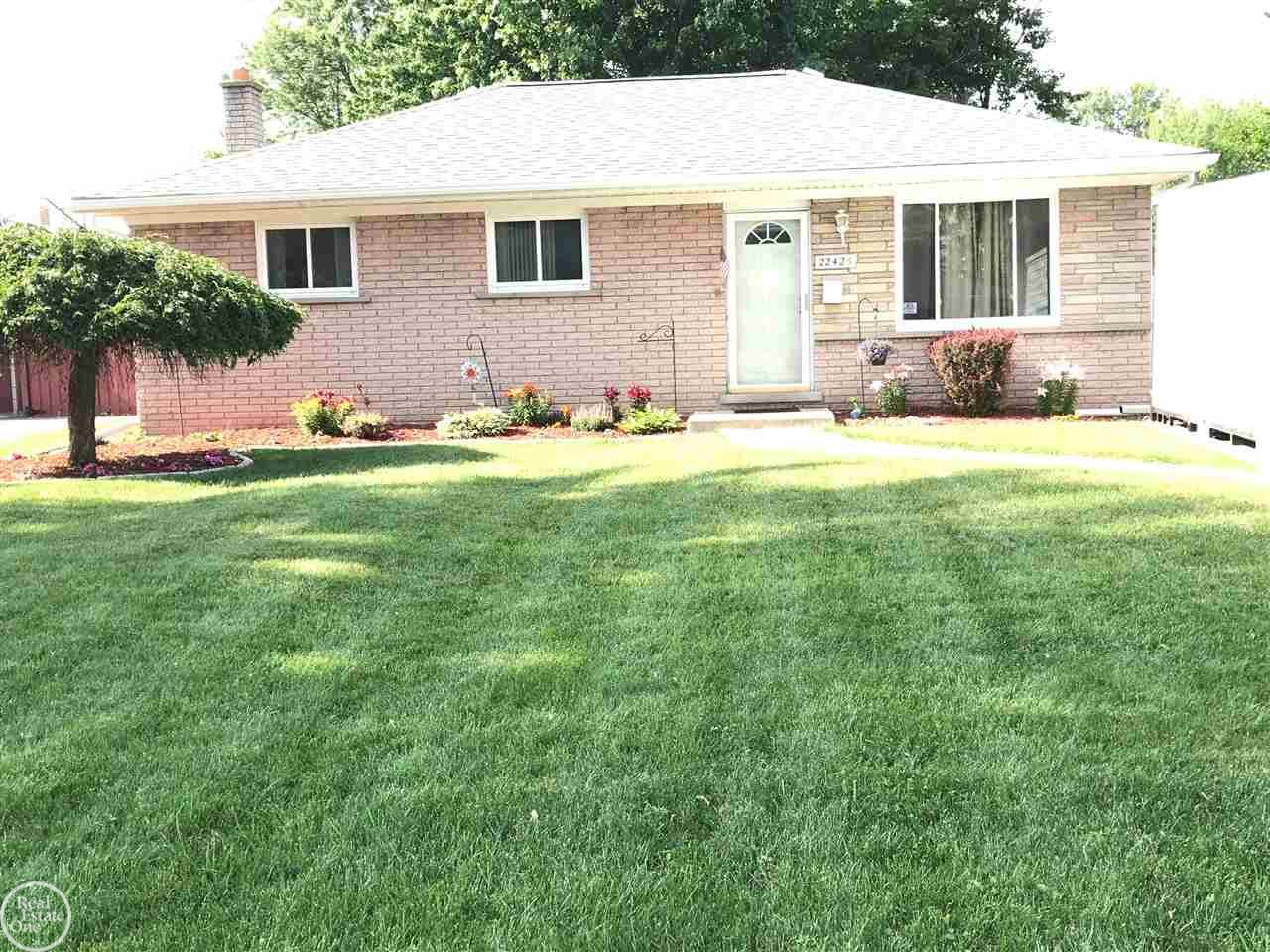 22425 Lake Blvd - Photo 1