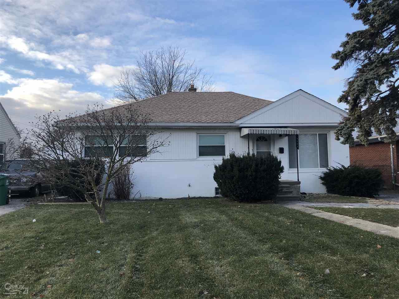 19044 Toepfer Drive - Photo 1