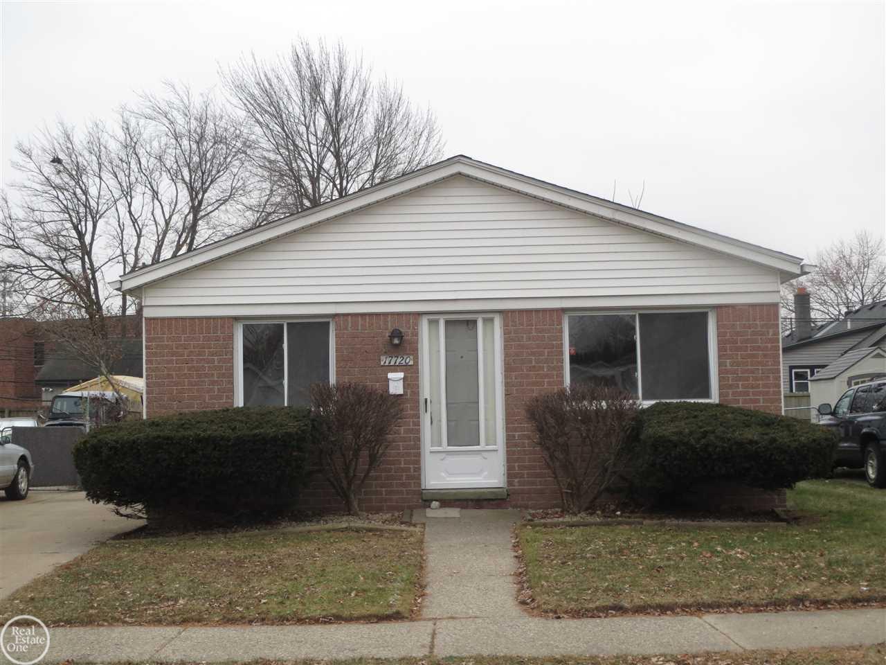 17720 Longfellow - Photo 1