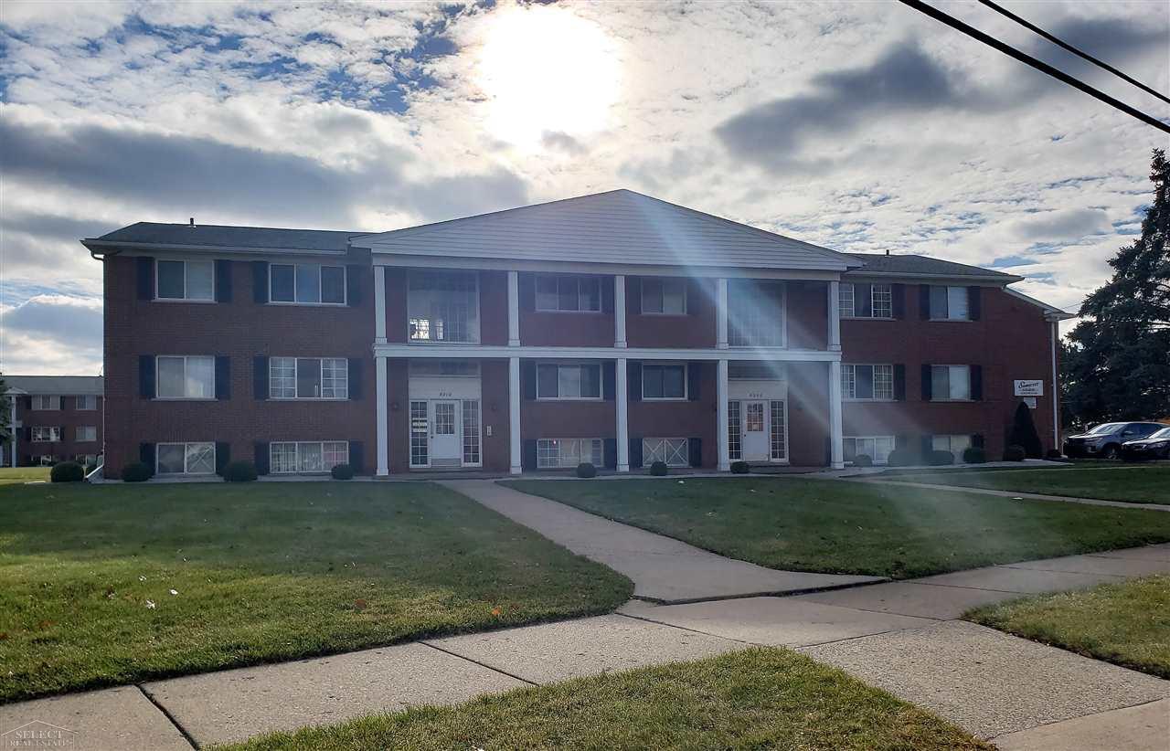 8210 Crestview Dr - Photo 1