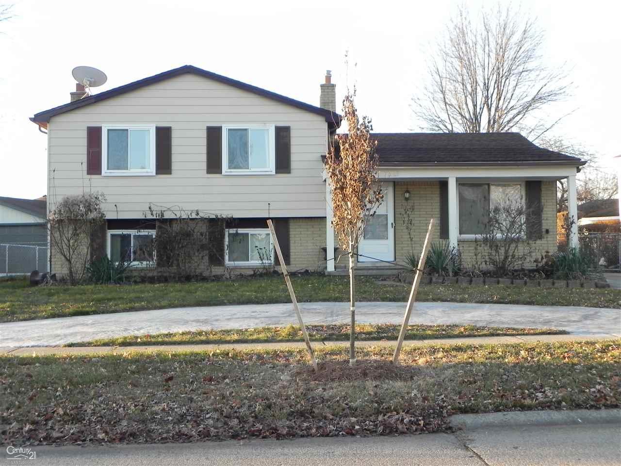 5150 Franklin Park - Photo 1