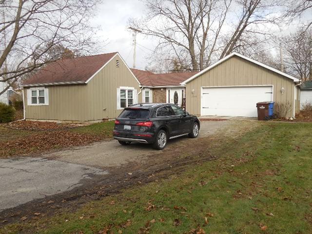 3391 Chippewa - Photo 1