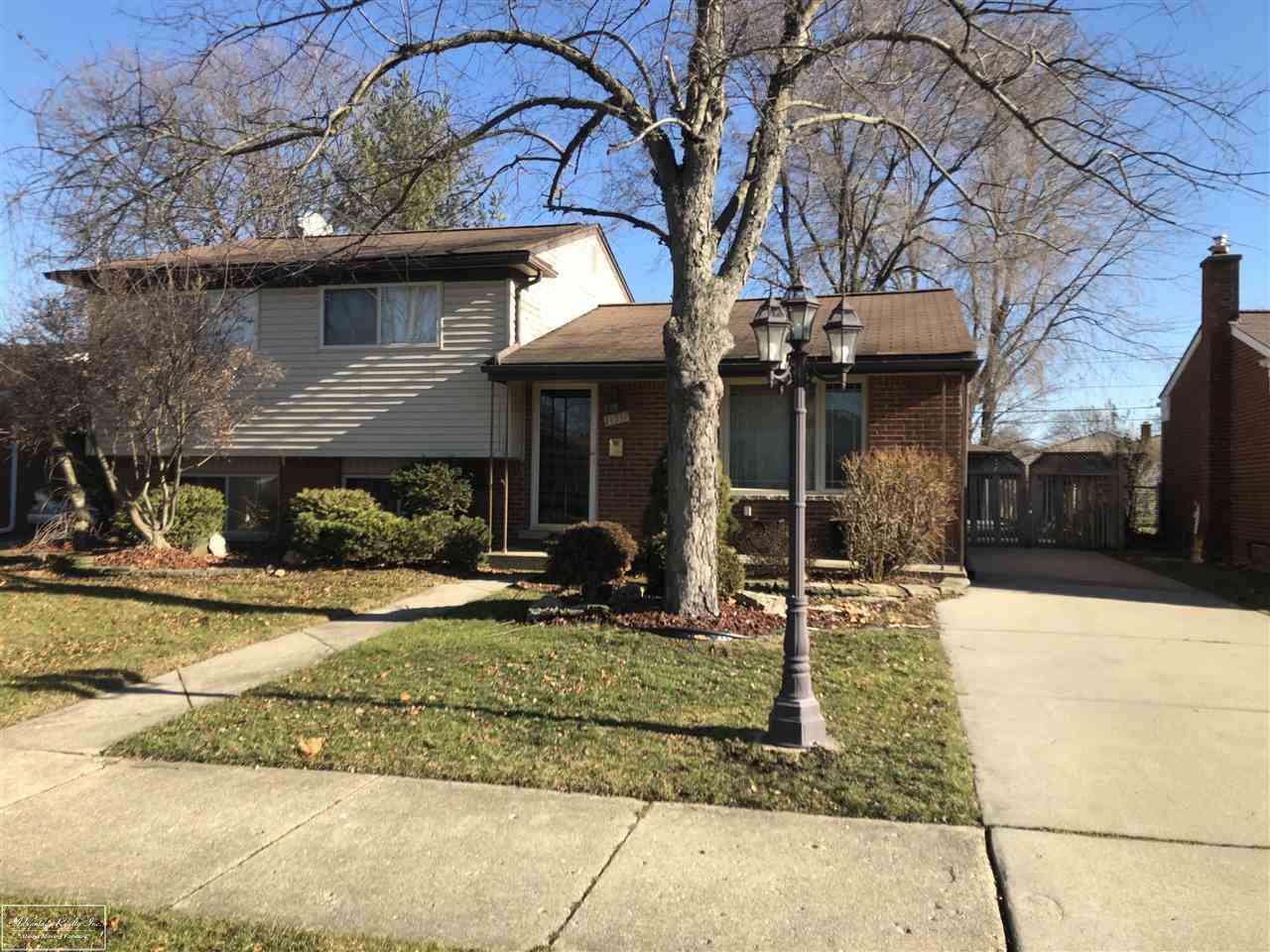 31312 Fairfield - Photo 1