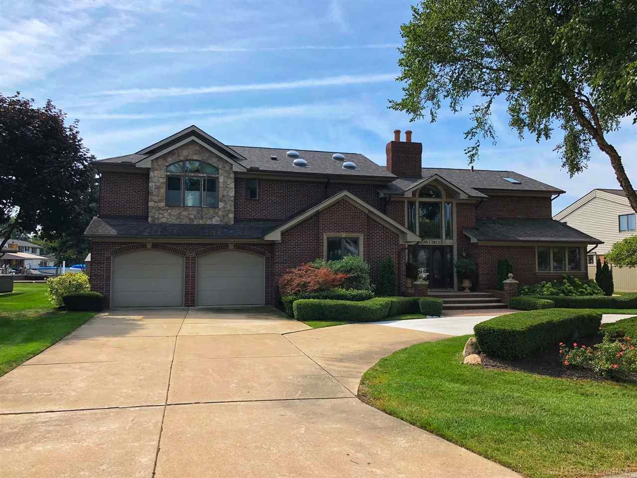 38140 Circle Dr - Photo 1