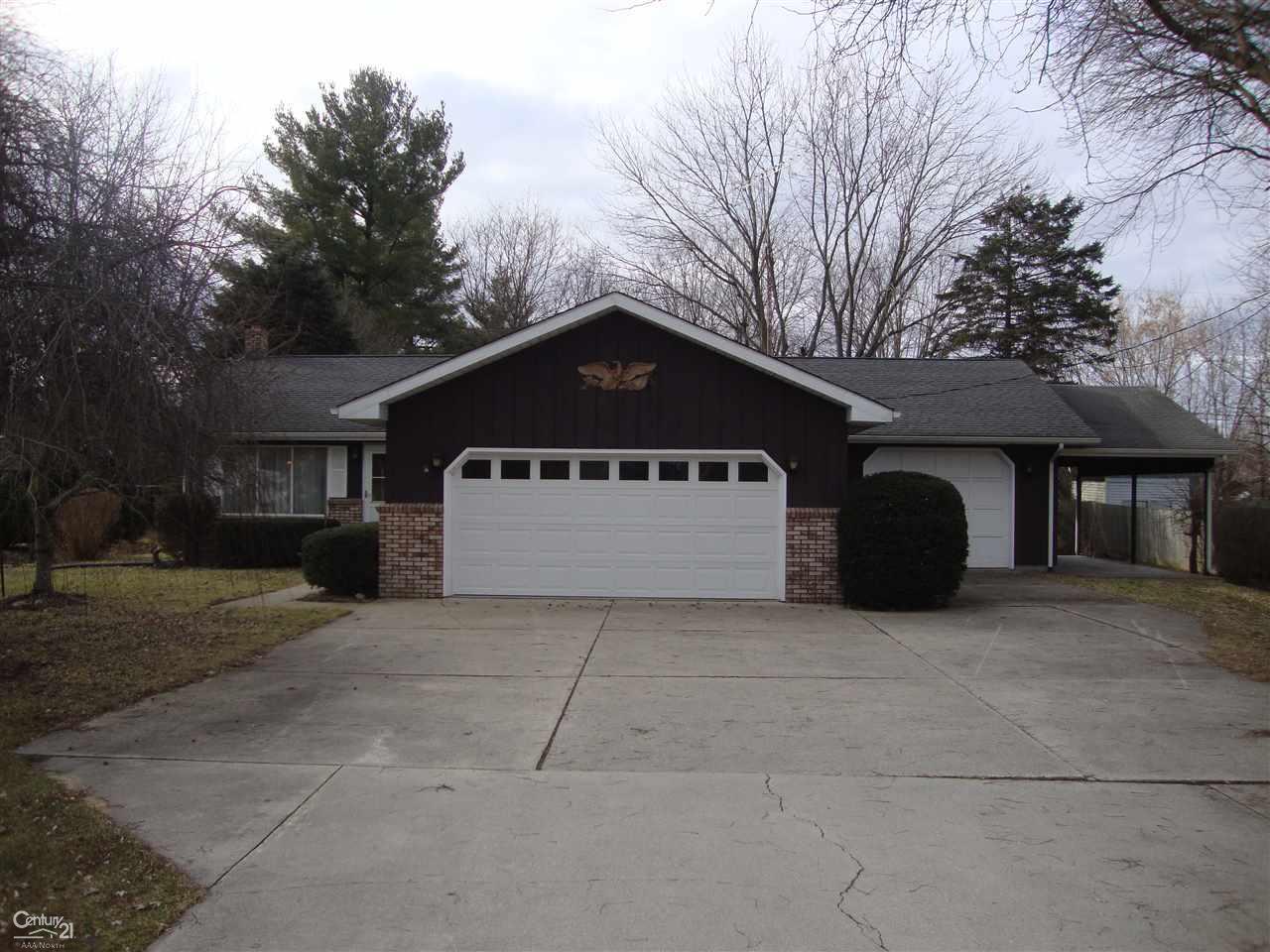 2409 Michigan - Photo 1