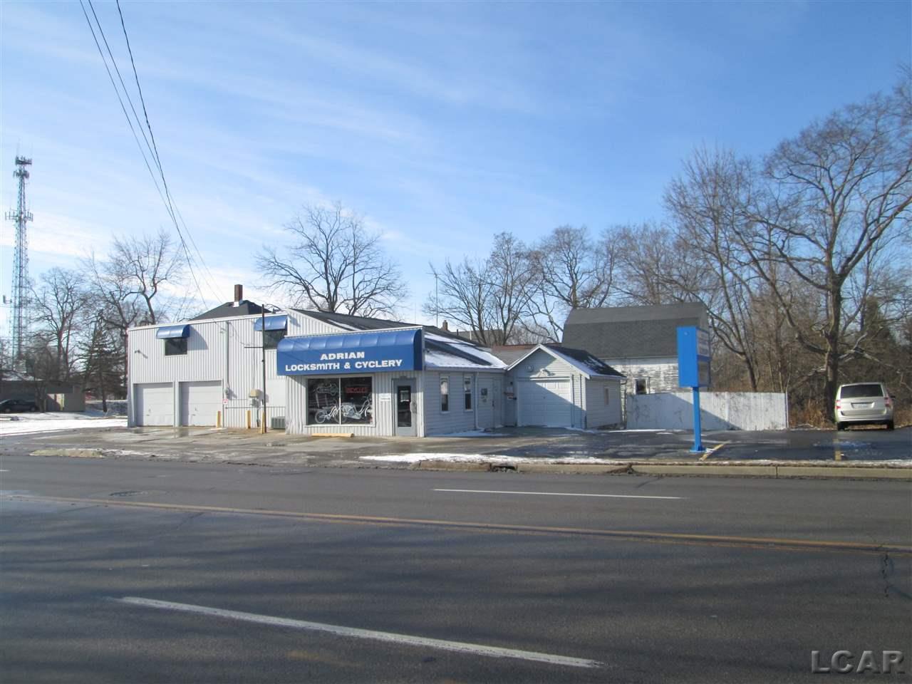 611 Main - Photo 1