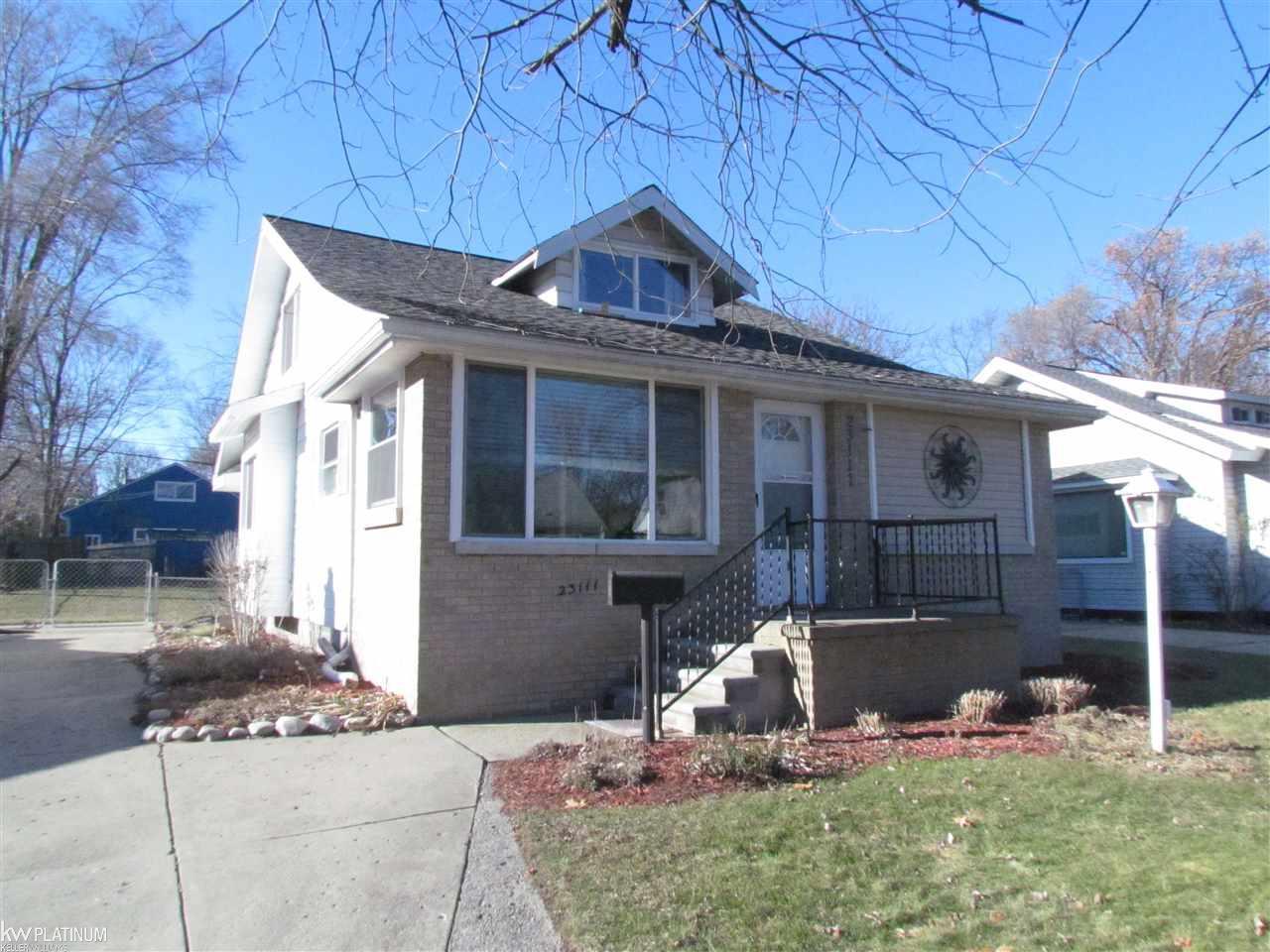 23111 Seneca - Photo 1