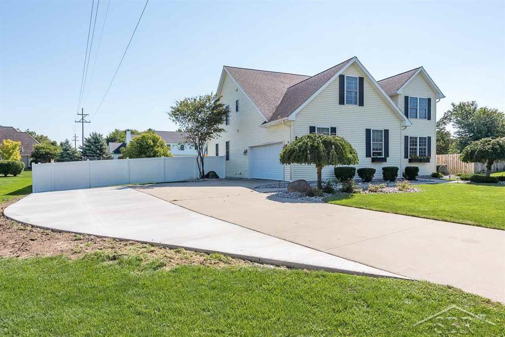 2280 Manchester Dr - Photo 1