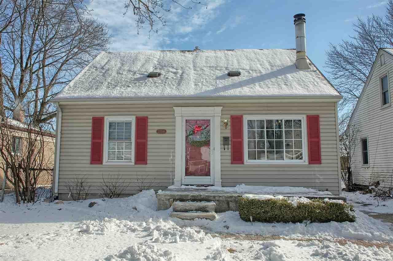 23308 Grove - Photo 1