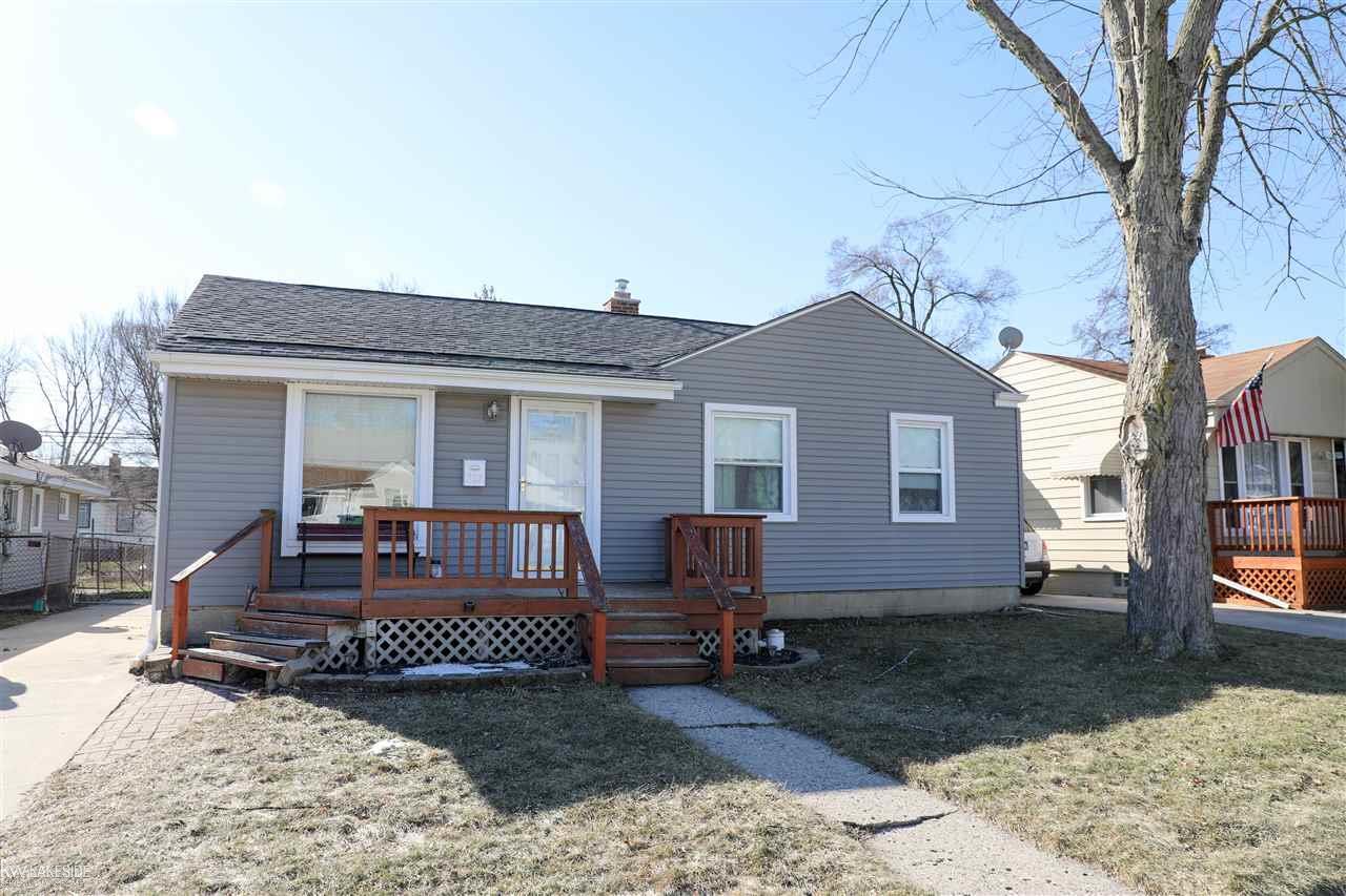 213 Tecumseh St - Photo 1