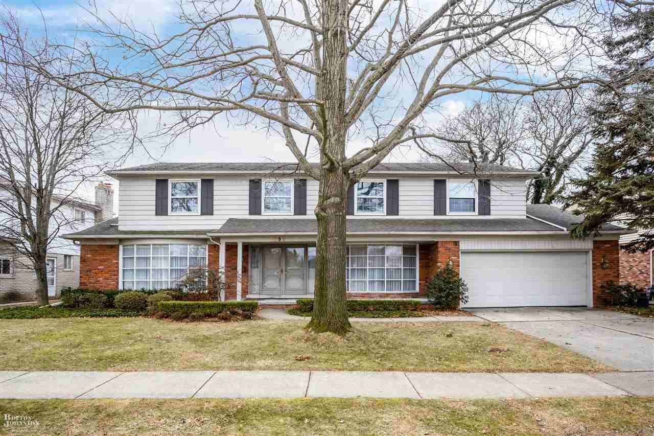 899 Briarcliff - Photo 1