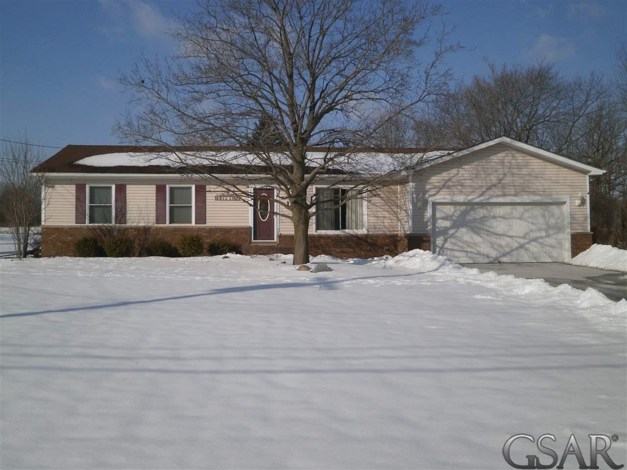 185 Elizabeth Drive - Photo 1