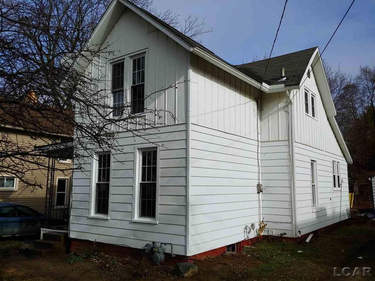 629 Winter St - Photo 1