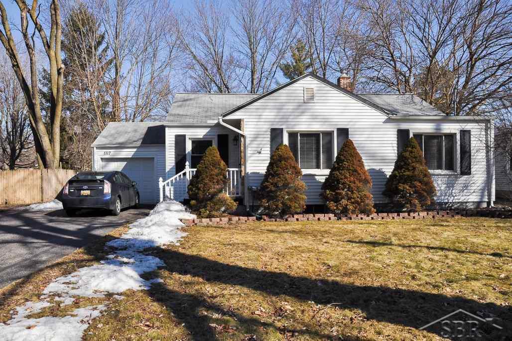 1117 Ashman - Photo 1