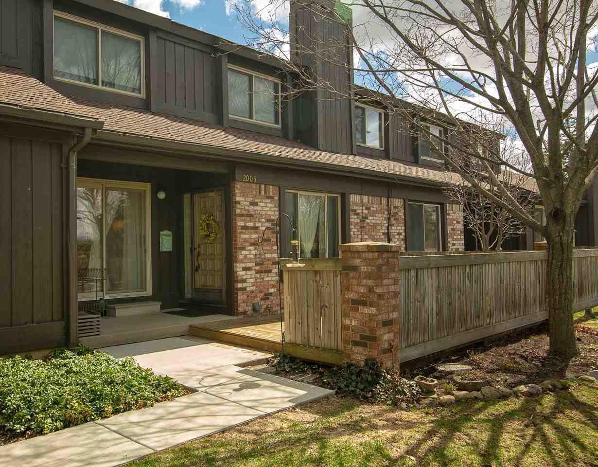 2003 Beekman Court - Photo 1