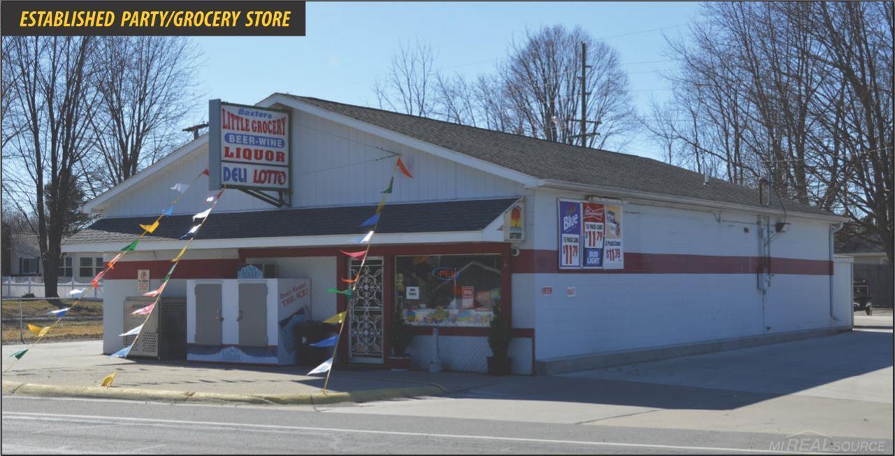 5750 River Road - Photo 1
