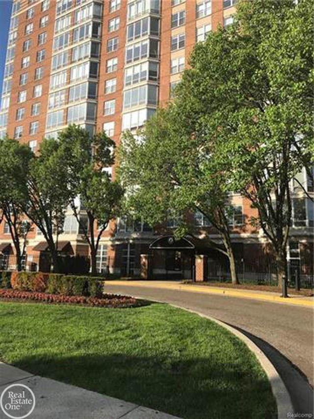 250 Harbortown - Photo 1