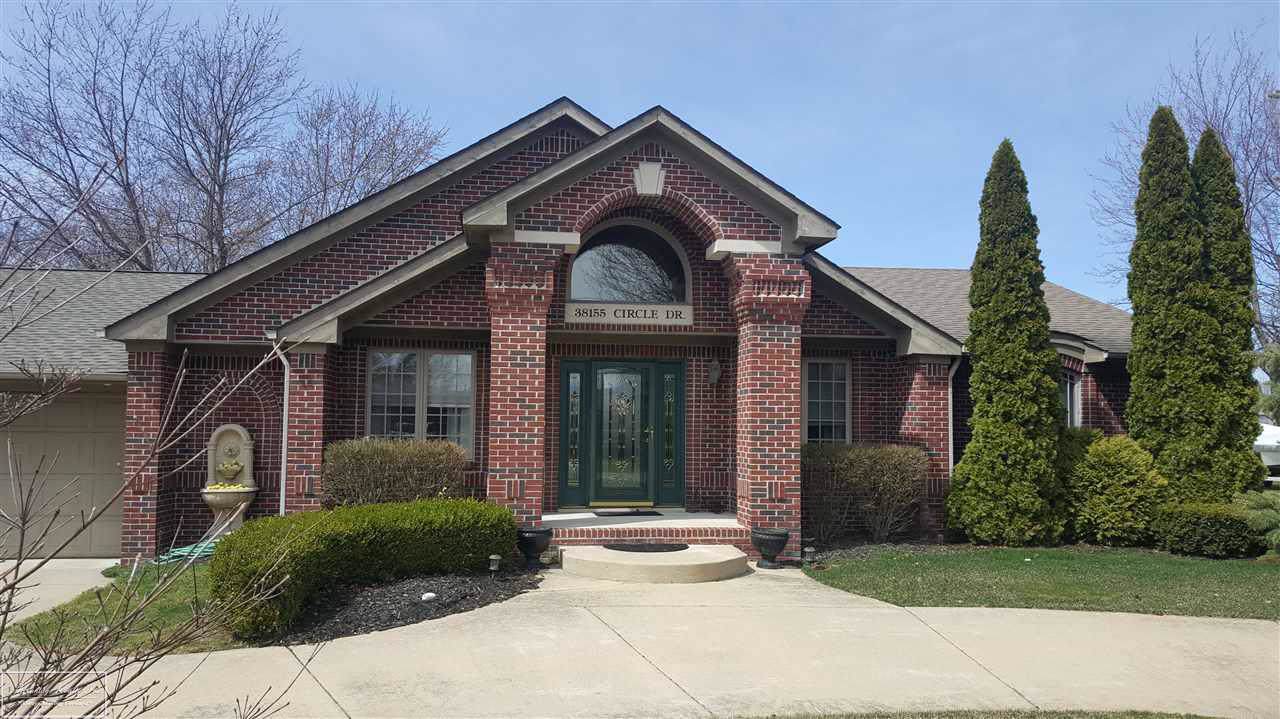 38155 Circle - Photo 1
